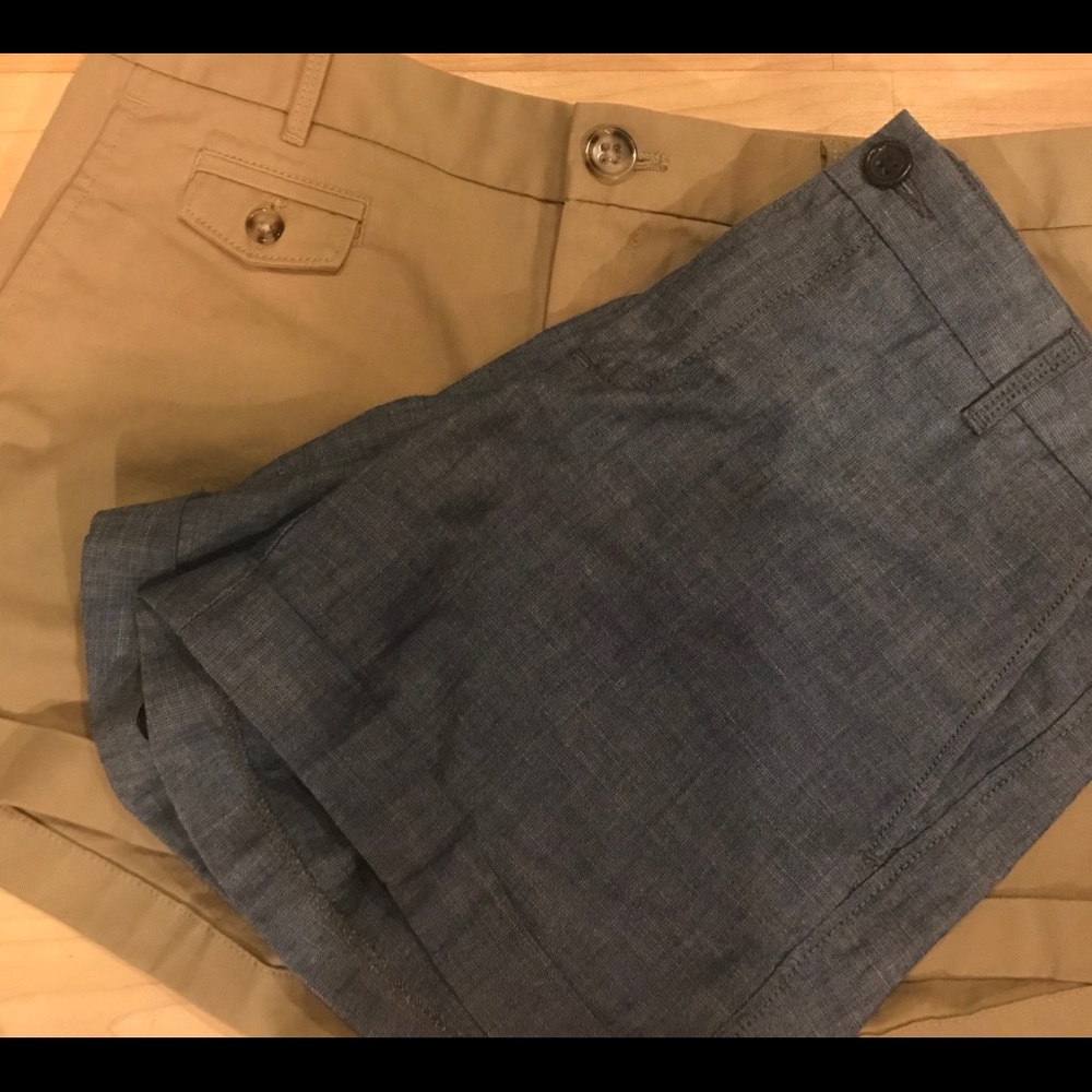 TWO pairs BANANA REPUBLIC shorts. EUC Size 6